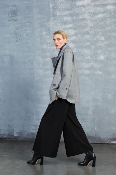 Look 32